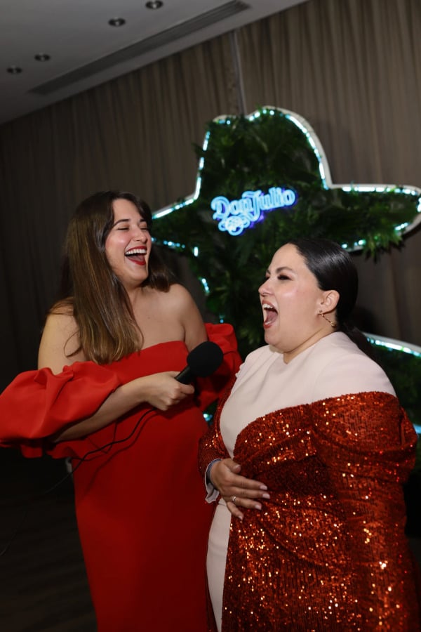 FIESTA VANITY FAIR