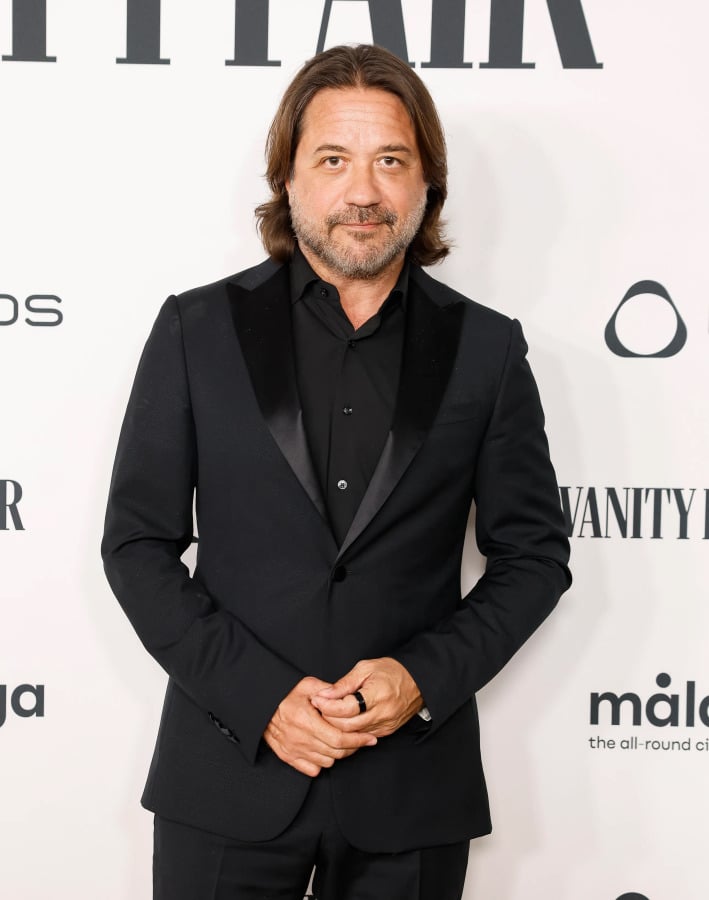 FIESTA VANITY FAIR