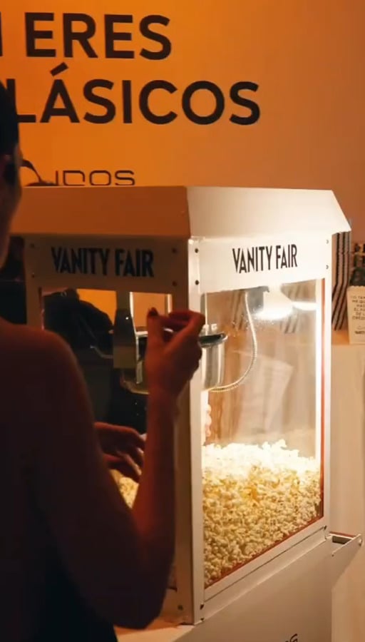 FIESTA VANITY FAIR